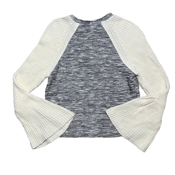 Anthropologie Gray and Ivory Dolan Knit Bell Sleeve Sweater XS - Picture 8 of 9